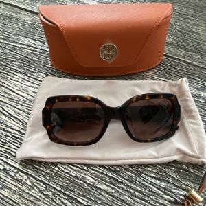 NWOT Tory Burch Sunglasses